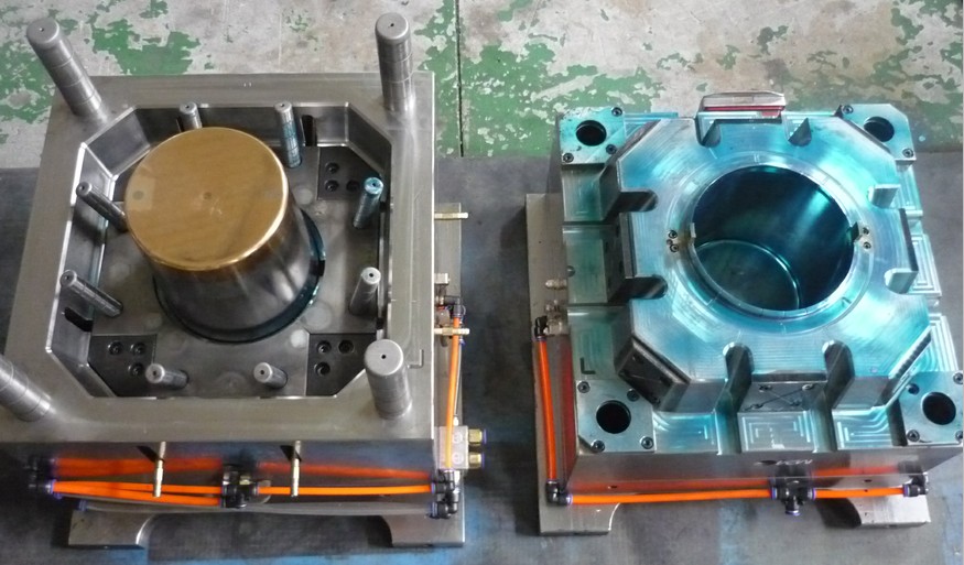 10L bucket mould