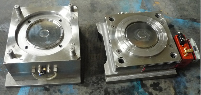 bucket cover mould