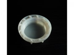 The impact of plastic cap materials on the mold shows that