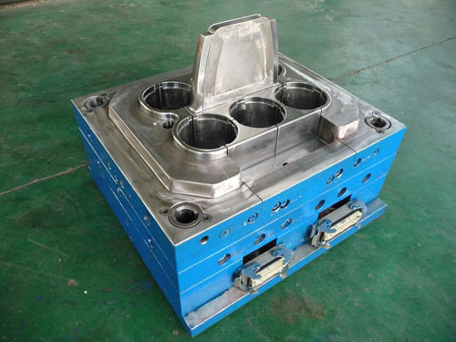 Injection mould ejection problem