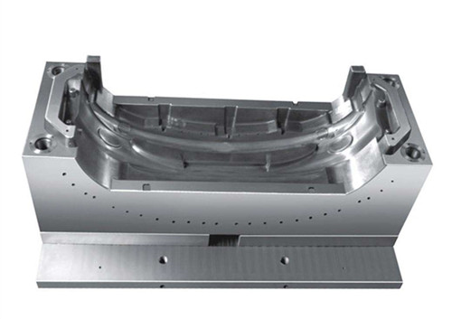 What are the molding processes for car light molds?