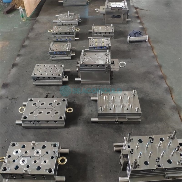 lotion pump mould